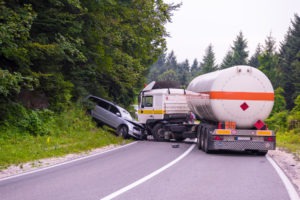 What Should I Do at the Scene of a Truck Accident